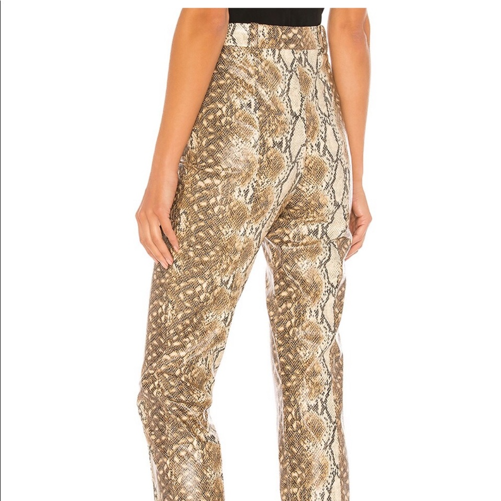 Lovers + Friends x Revolve Indra Pant in Snake Skin Size M/L - Picture 6 of 7